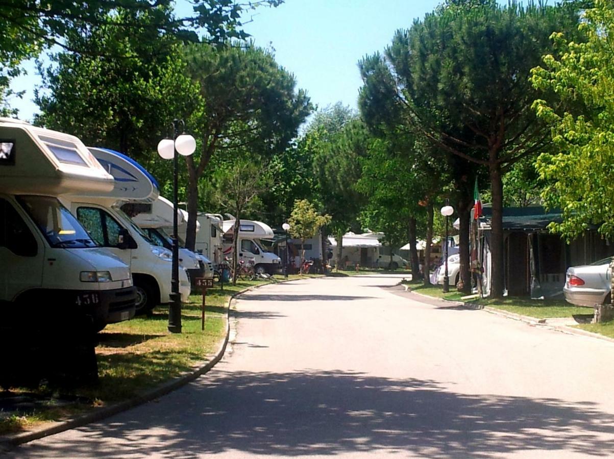 I Tre Moschettieri Camping Village Lido di Pomposa Ngoại thất bức ảnh